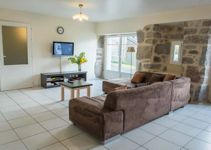 Holiday home De France 3 Epis 8 Personnes A Malbouzon *